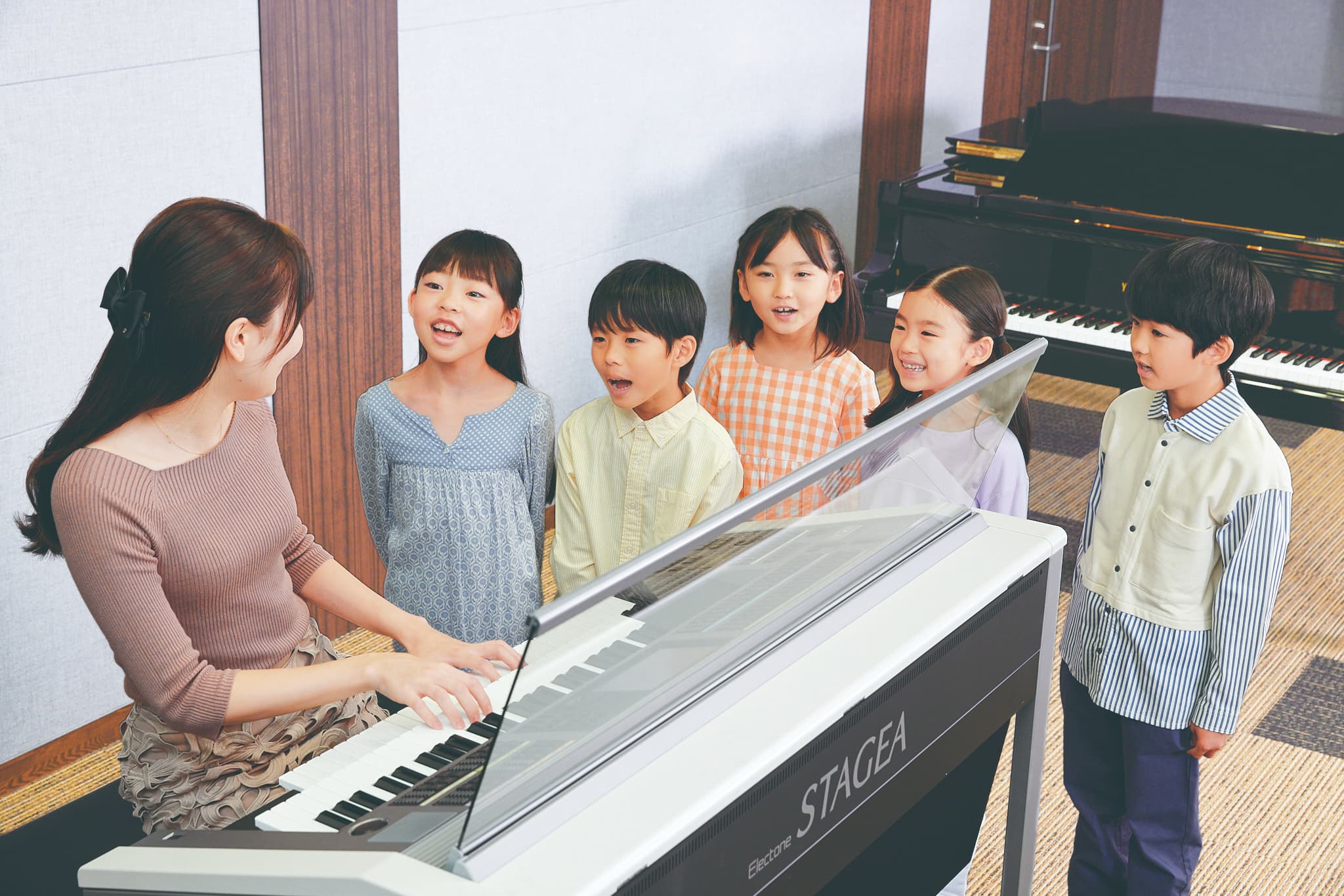 楽しい音楽レッスンでお子さまの感性を豊かに育みます